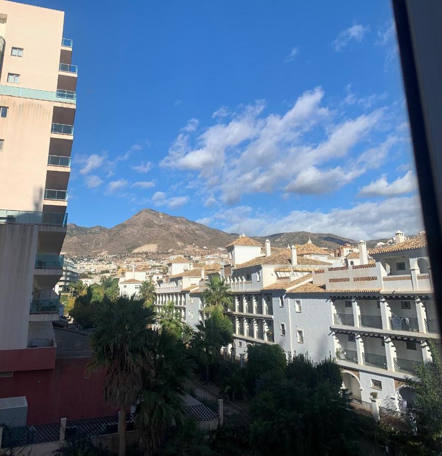 Precioso Estudio Frente Al Mar Con Piscina Benalmadena Bagian luar foto